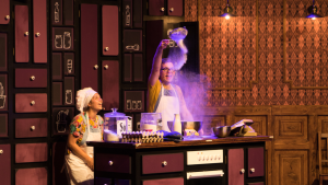 Zdjęcia ze spektaklu "Palce lizać"