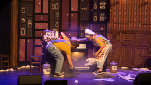 Zdjęcia ze spektaklu "Palce lizać"