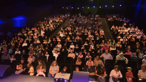 Zdjęcia ze spektaklu "Palce lizać"