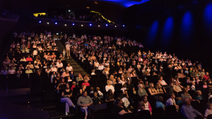 Zdjęcia ze spektaklu "Palce lizać"