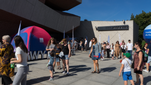 Zdjęcia ze spektaklu "Palce lizać"