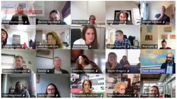 sesja tutoringowa projektu CARES