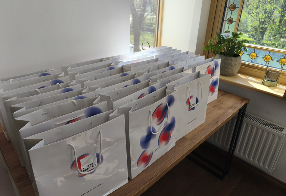 Członkowie komitetu podczas obrad