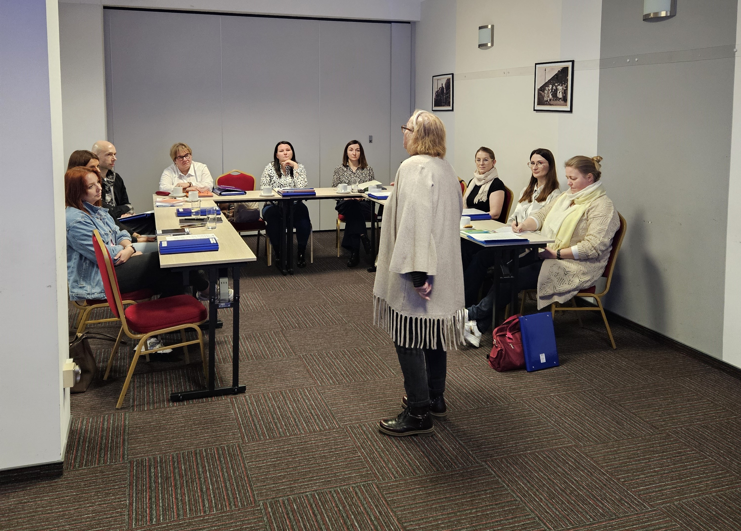 Ruszyło kolejne szkolenie dla pracowników socjalnych, organizowane przez ROPS. Cel to zdobycie specjalizacji zawodowej